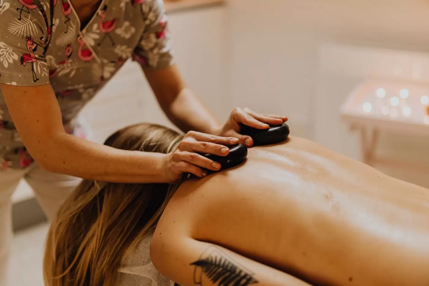 Hot stone massage session at Shang Hai Spa